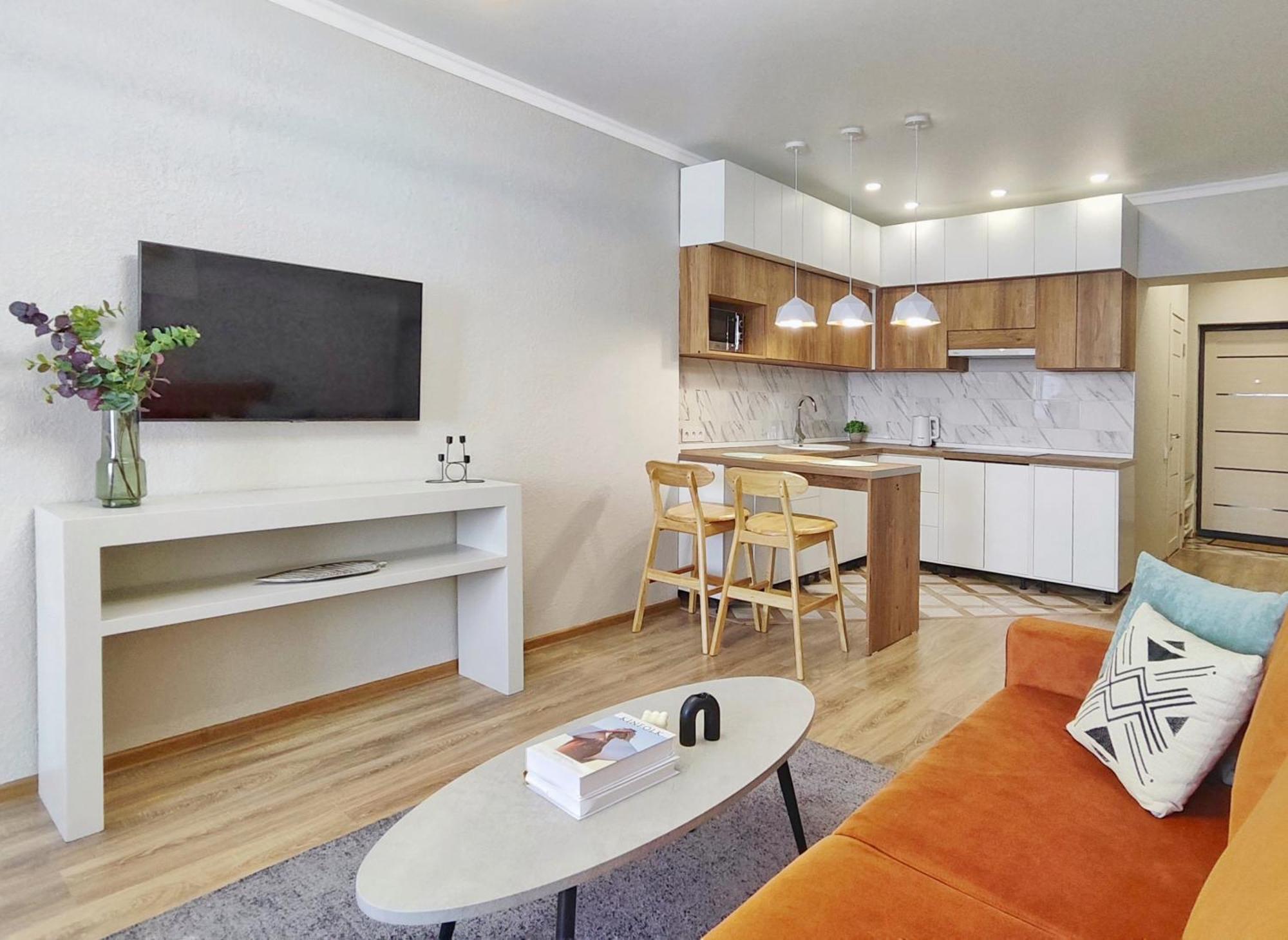 Modern Apartment In Golden Square Алматы Экстерьер фото